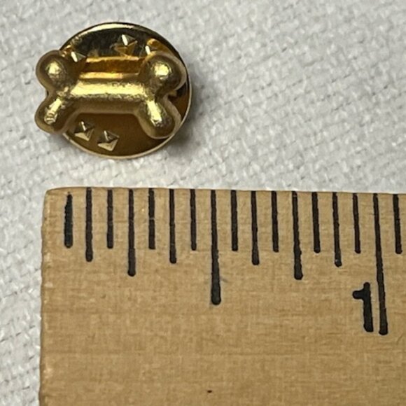 VTG Dog Bone Gold Tone Hat Vest Lapel Butterfly Clutch Pin .5" - Picture 8 of 8
